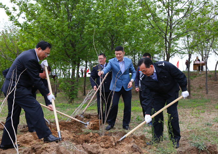 2Q2A1502_副本.jpg 2Q2A1502_副本.jpg