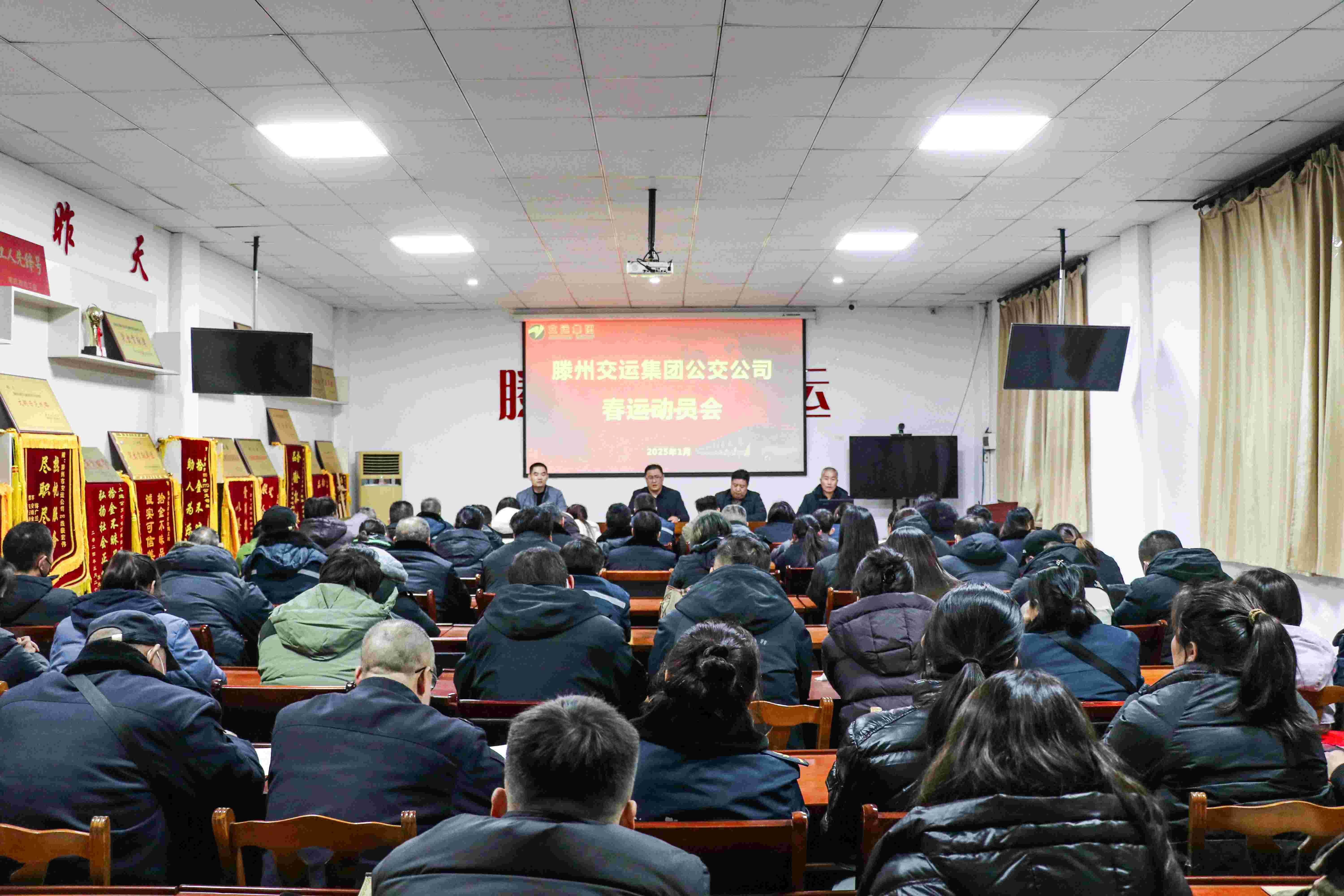 01(1)(1).jpg 01(1)(1).jpg